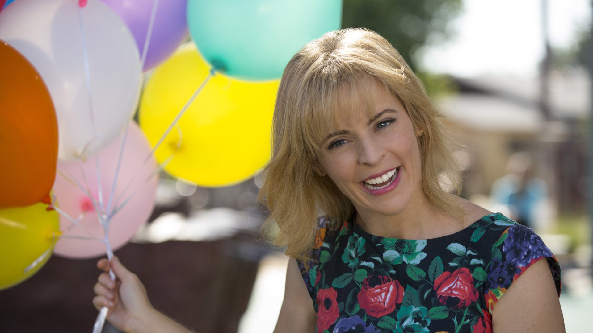 Lady Dynamite 1. Sezon 8. Bölüm